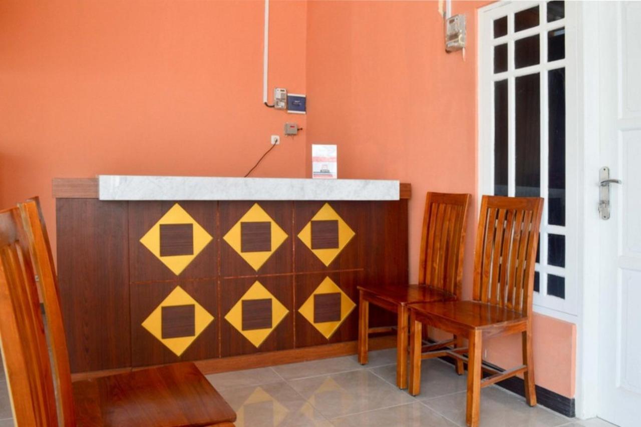 فندق Reddoorz Near Sam Poo Kong 2 سيمارانغ المظهر الخارجي الصورة